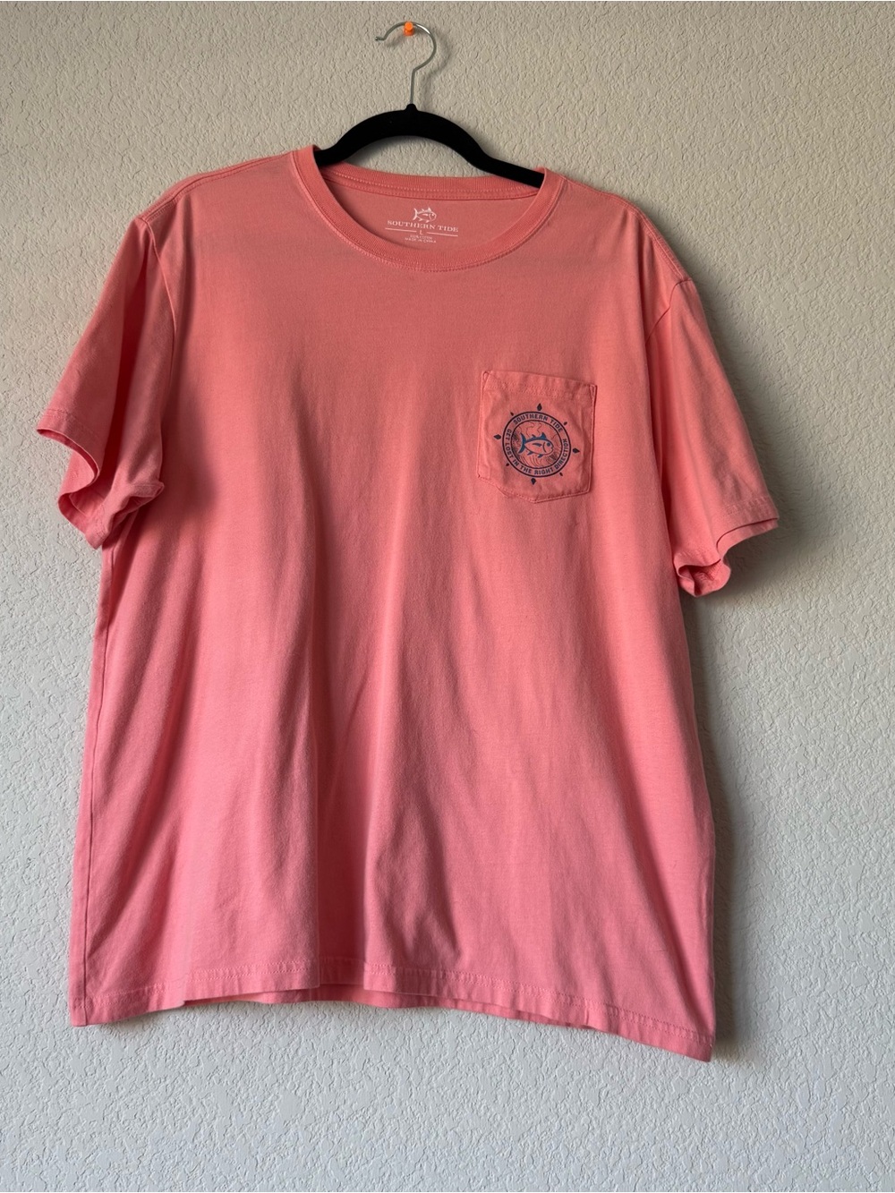 Southern Tide Men's Pocket T-Shirt in Coral Pink